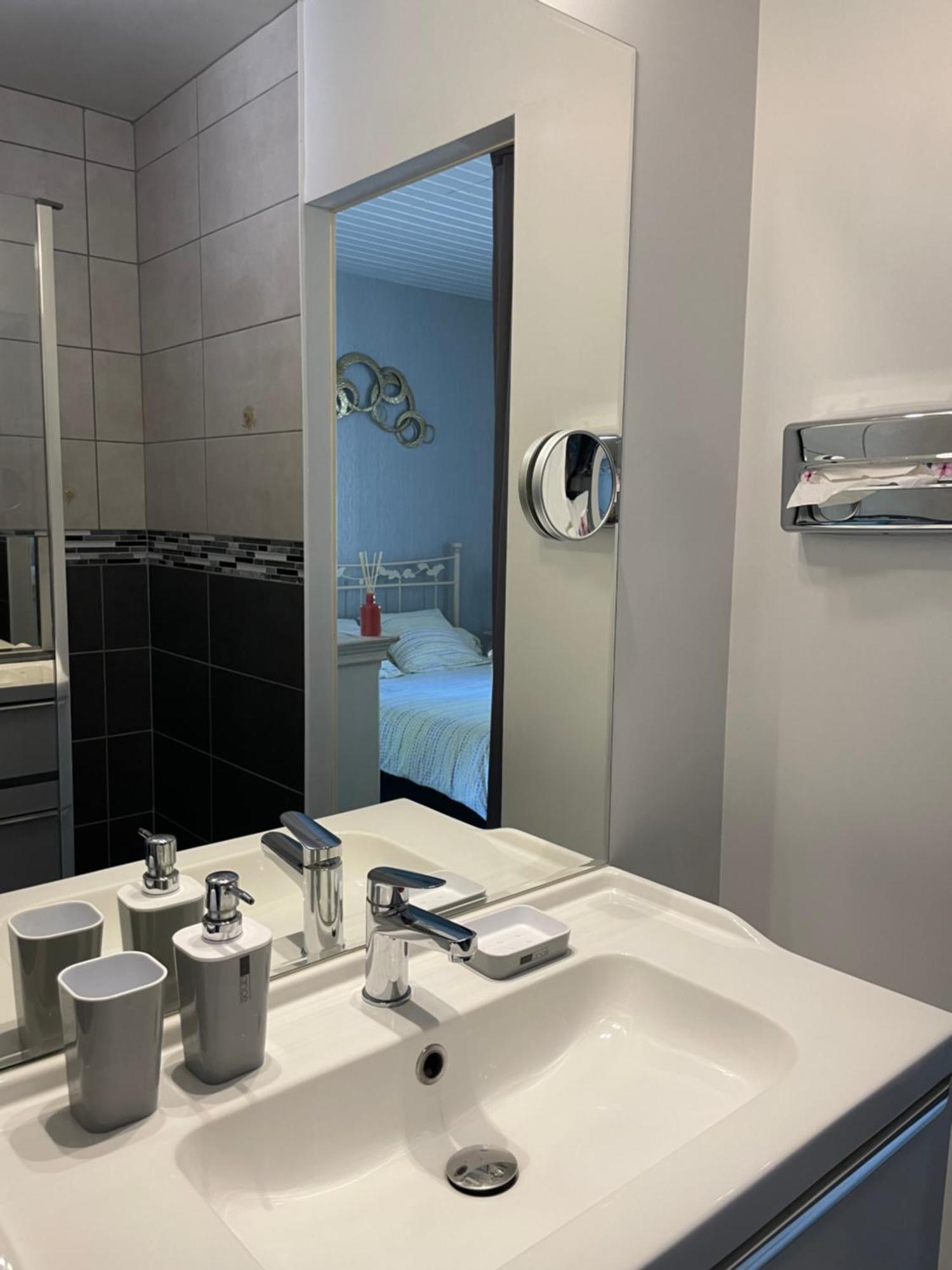 Bed and Breakfast L'Escale La Jarrie Zewnętrze zdjęcie